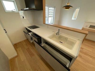 Used detached house in Takasu 1-chome, Kochi City / | Used detached house in Kochi City, 3 minutes walk from "Tosaden Kotsu Iwata bus stop" (Property number: 0129446-0001205) — Image 4, Kochi City, Kochi