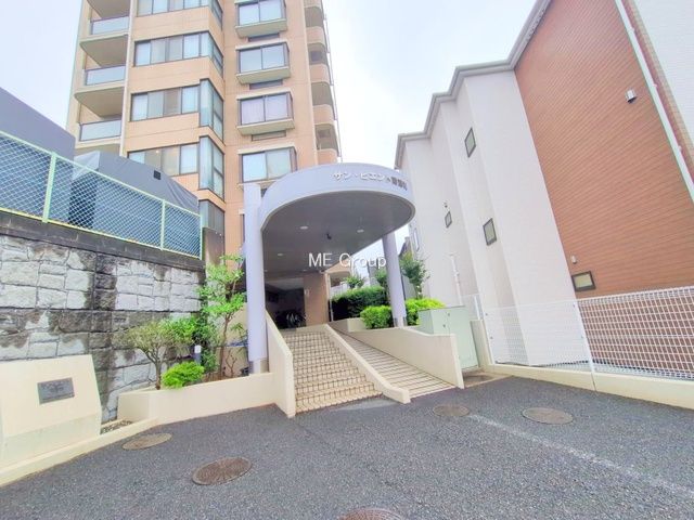 Sun Vient South Urawa 3LDK Apartment for Sale in Saitama - Thumbnail 2