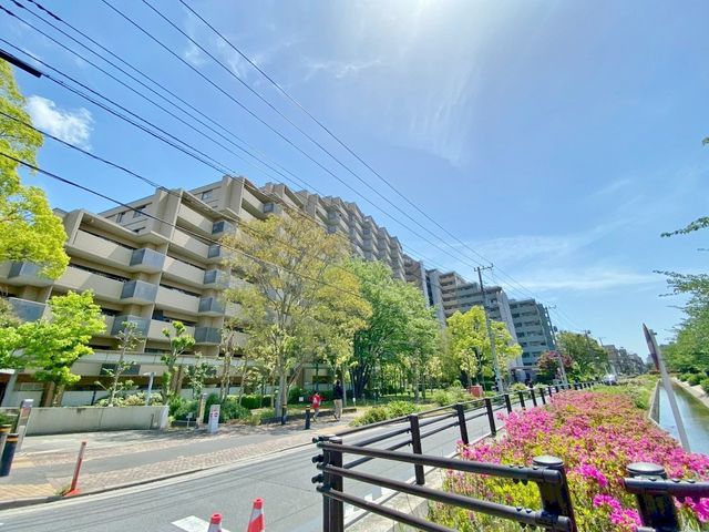 3LDK Apartment for Sale in Koto City, Tokyo - Thumbnail 3