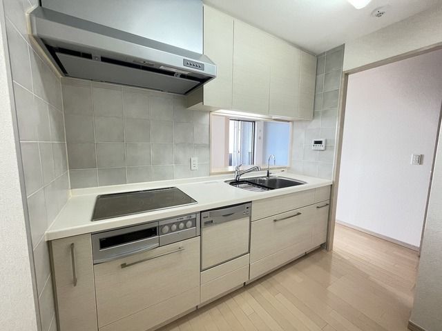 3LDK Apartment in Seasons Garden Green Patio Kawaguchi - Thumbnail 4