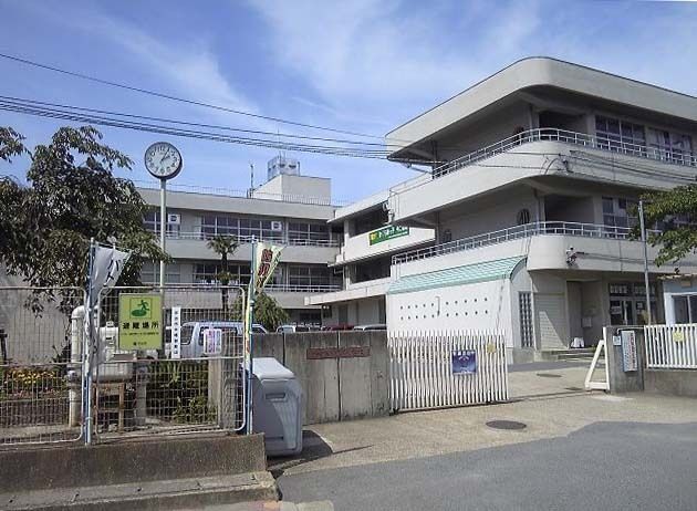 Land for Sale in Uji Kyoto with Old House - 222.46 sqm - Thumbnail 4