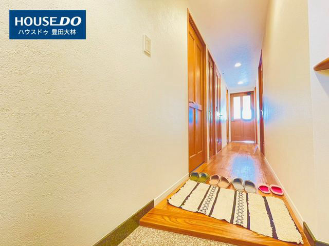 3LDK Apartment in Toyota City with 2021 Renovations - Thumbnail 3