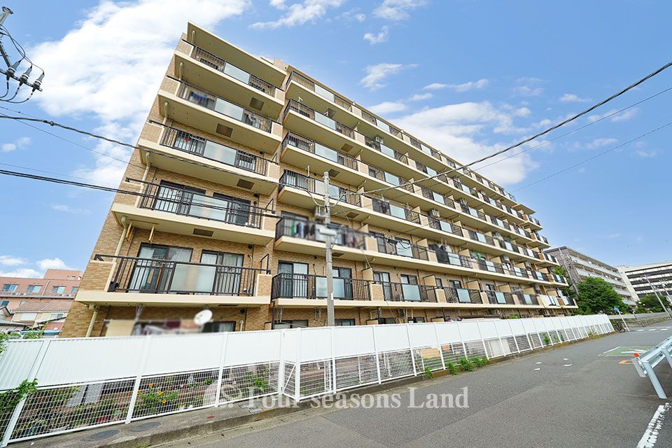 Lions Garden Hiratsuka 3DK Apartment for Sale - Thumbnail 2