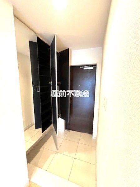 3LDK Apartment Near JR Yayoi-ga-oka Station, Tosu, Saga - Thumbnail 3