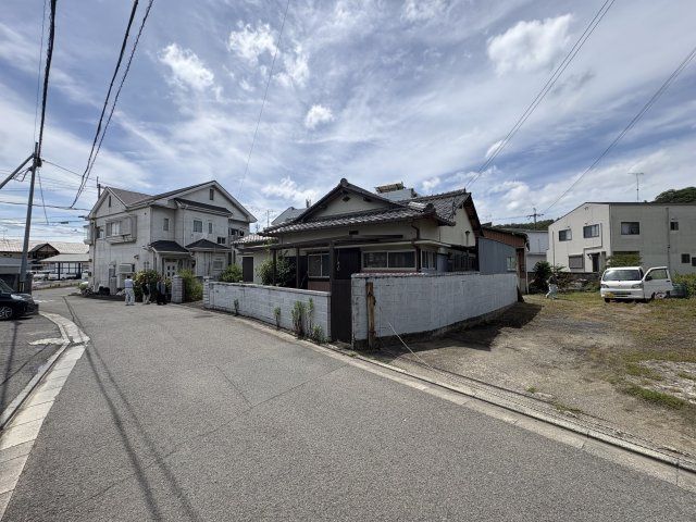Land for Sale in Wakayama City - 180.84 sqm - Thumbnail 2