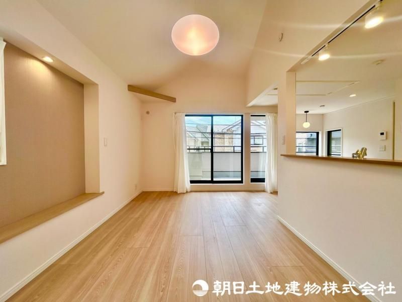3LDK Renovated House for Sale in Setagaya Tokyo - Thumbnail 2