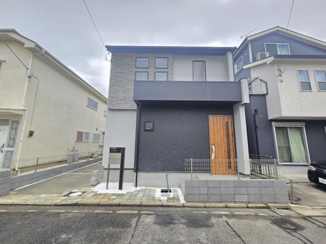 New 4LDK House for Sale in Hiratsuka, Kanagawa - 98.69m² - Thumbnail 3