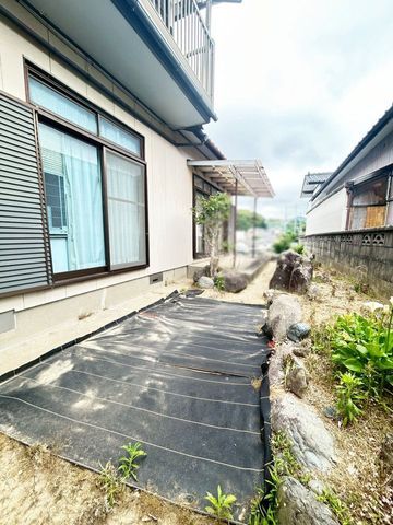 4LDK House for Sale in Miharacho, Kitakyushu - Thumbnail 3