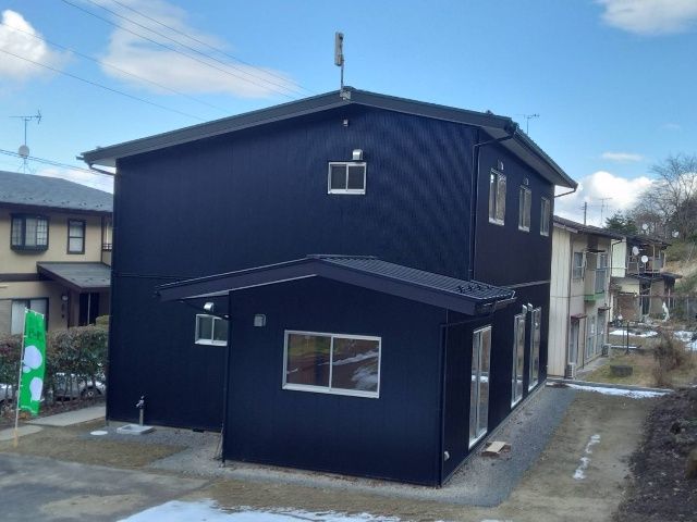 5LDK House for Sale in Nihonmatsu, Fukushima with 4 Parking Spaces - Image 1