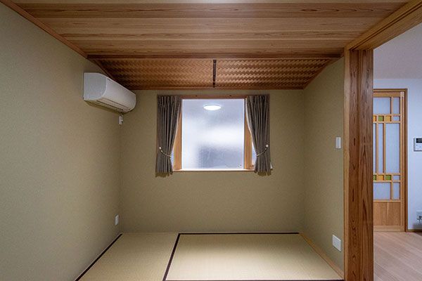 Renovated Kyoto Machiya in Kamogawa East, Sakyo Ward - Thumbnail 2