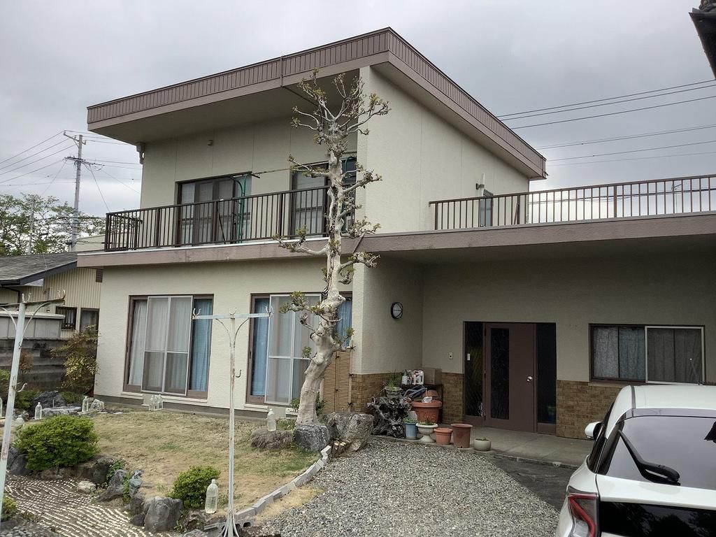 17LDK House in Ogaki with Spacious Garden and Parking - Thumbnail 2