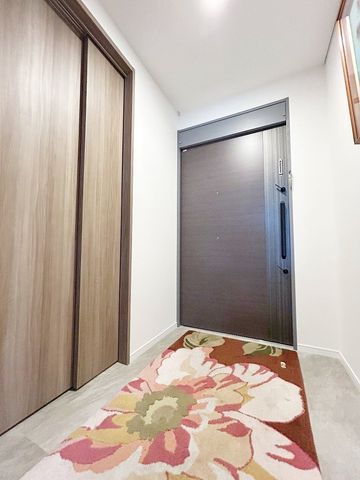 Otsu 2LDK Apartment for Sale with Lake Biwa Views - Thumbnail 4
