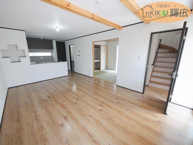 4LDK House in Takasago with 101.02㎡ Living Space - Thumbnail 4
