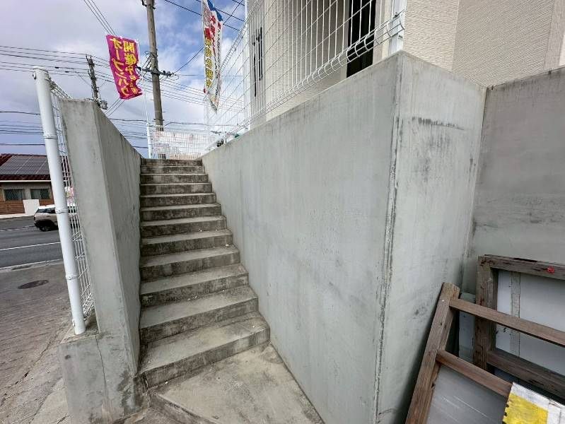 Modern 4LDK Detached House for Sale in Uruma, Okinawa - Thumbnail 2