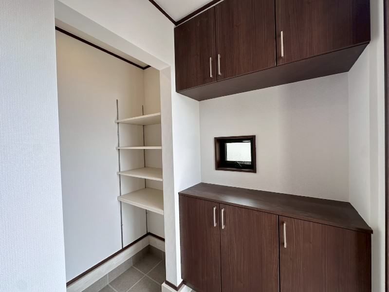 Modern 4LDK Detached House for Sale in Uruma, Okinawa - Thumbnail 4