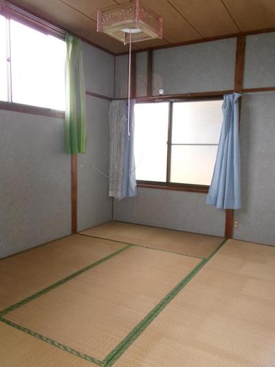 1977 4DK House in Kumano Town, Hiroshima Prefecture — Image 1, Kumano, Hiroshima