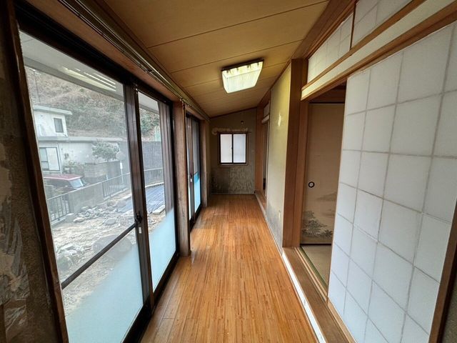 5DK House in Shimonoseki with Garden and Parking - Thumbnail 4