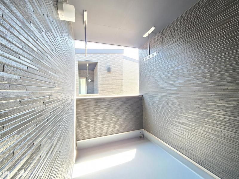 Modern 3LDK House in Kumano Town, Hiroshima - Thumbnail 4