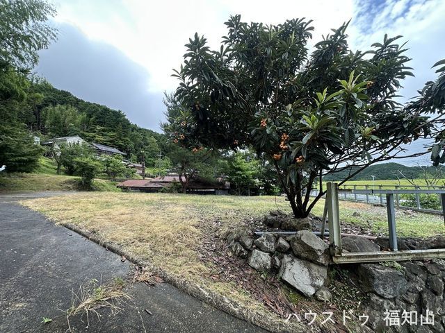 Land for Sale in Fukuchiyama, Kyoto with Parking for 8 - Thumbnail 3