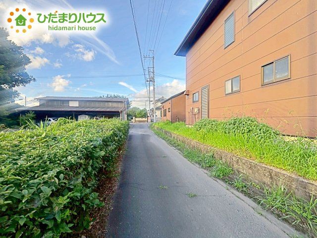 4LDK House with Sunroom & 3 Parking Spaces in Satomi Town, Ibaraki - Thumbnail 3