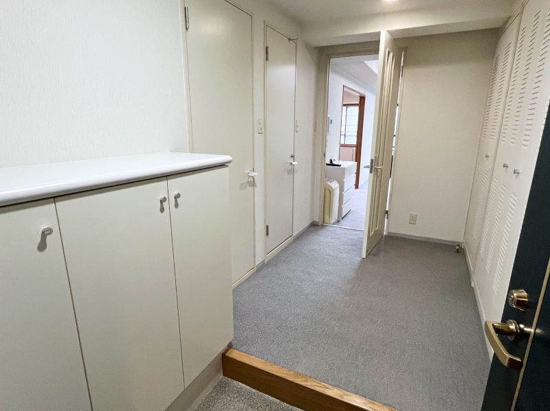 Lions Mansion Ishiuchi Maruyama 13F 1LDK Apartment for Sale - Thumbnail 3