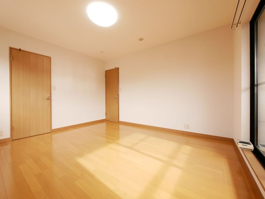 Renovated 4LDK House for Sale in Minami Alps City, Yamanashi - Thumbnail 4