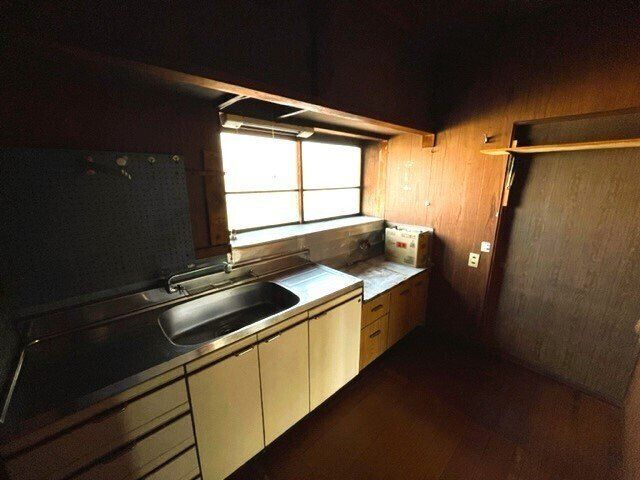 5K Corner House with 3 Parking Spaces in Sakahogi Town - Thumbnail 4