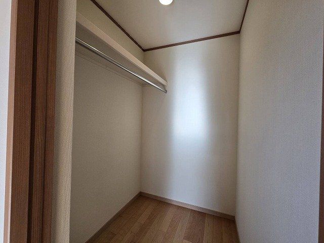 3SLDK House in Fukuyama with 2 Parking Spaces - Thumbnail 2