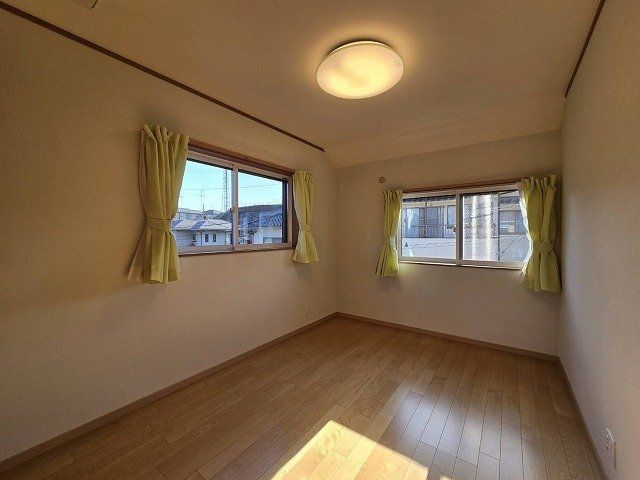 3SLDK House in Fukuyama with 2 Parking Spaces - Thumbnail 4