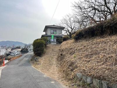 Traditional Japanese Home in Onomichi with Scenic Views — Image 1, Onomichi, Hiroshima