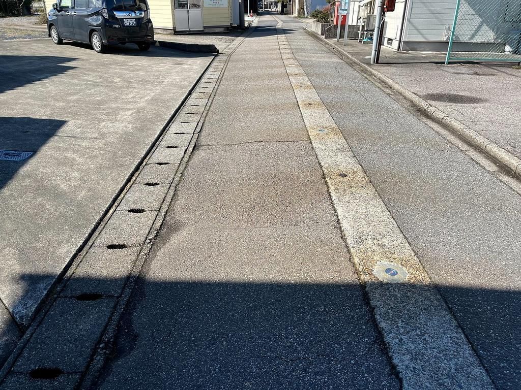 330 sqm Residential Land for Sale in Imizu, Toyama - Thumbnail 2