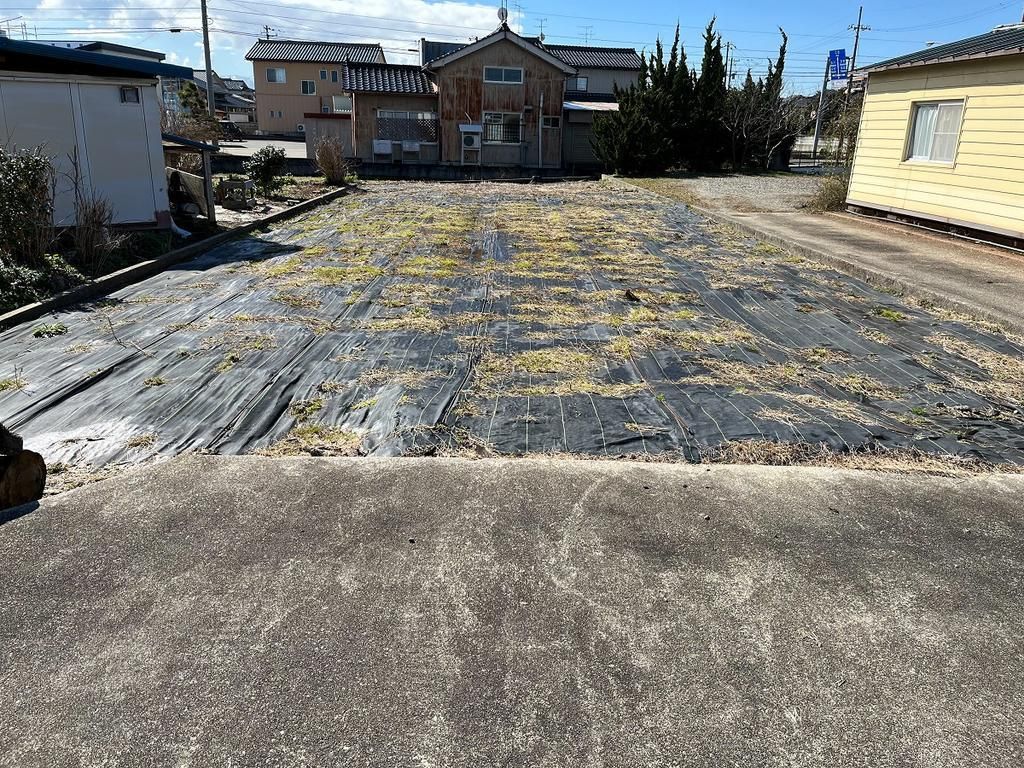 330 sqm Residential Land for Sale in Imizu, Toyama - Thumbnail 4