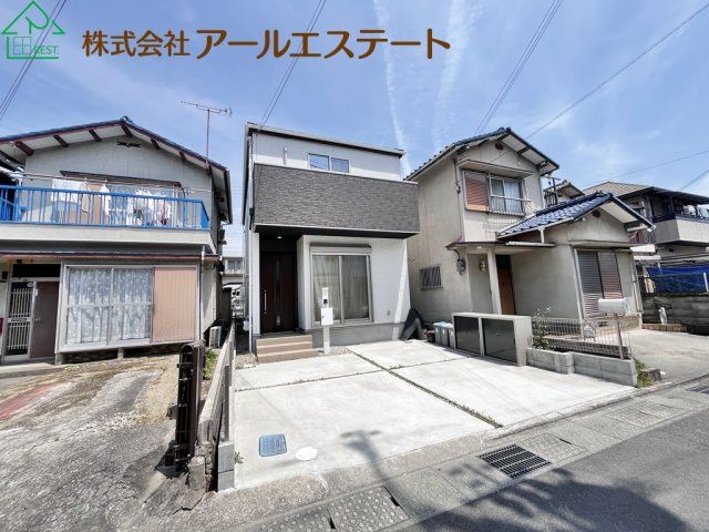4LDK House for Sale in Harima-cho, Hyogo Near Station - Thumbnail 2