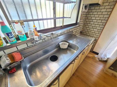Used detached house in Hikanocho, Komatsushima City, Tokushima Prefecture | Used detached house in Komatsushima City, 8 minutes walk from Minami-Komatsushima Station on the JR Mugi Line (Property number: 0142372-0000500) — Image 4, Komatsushima, Tokushima
