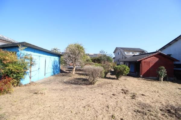 Land with House for Sale in Miyakonojo, Miyazaki - 1,411 sqm Plot - Thumbnail 4