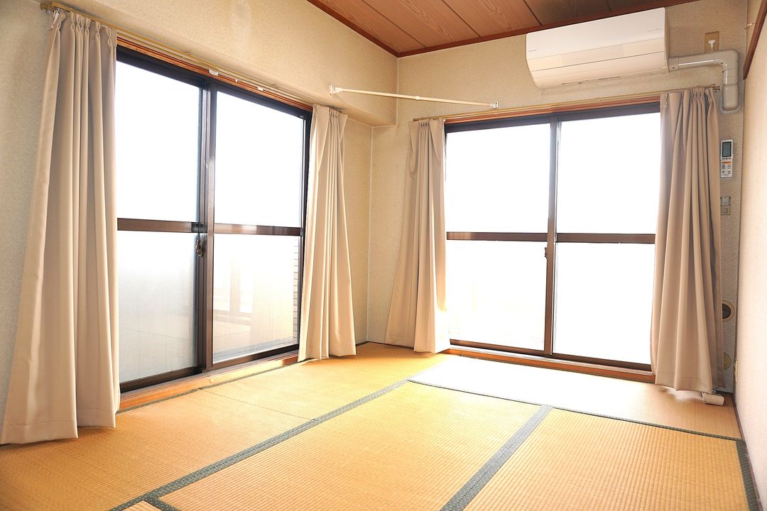 Famille Takaya Nouvelle Vue 4LDK Apartment for Sale in Okayama - Thumbnail 4