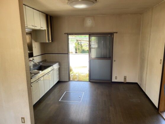 4LDK Wooden House for Sale in Katsuraqi Town, Wakayama - Thumbnail 3