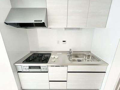 Namba Sky Heights 2F - Renovated Osaka Apartment — Image 1, Naniwa, Osaka
