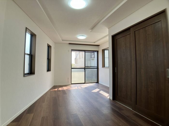 4LDK House in Yokohama Sakae Ward - 91.7m² Living Space - Thumbnail 2