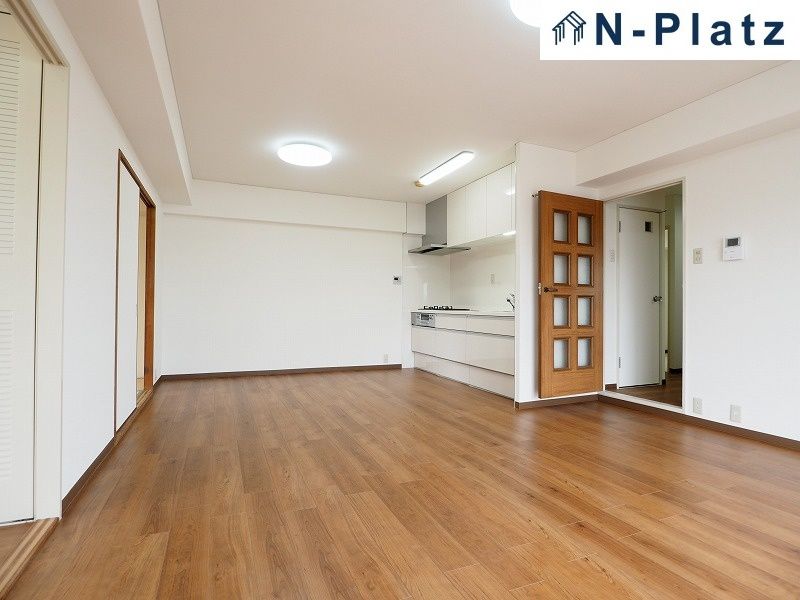 3LDK Corner Apartment in Tarumi, Kobe with Recent Renovation - Thumbnail 4