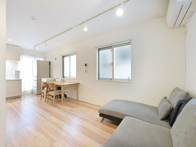 3LDK Wooden House for Sale in Setagaya, Tokyo - Thumbnail 3