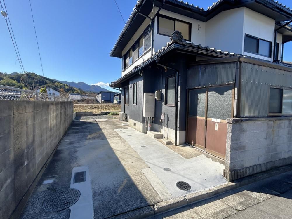 Renovated 4LDK Light Steel House in Yamaguchi City with Warranty - Thumbnail 4