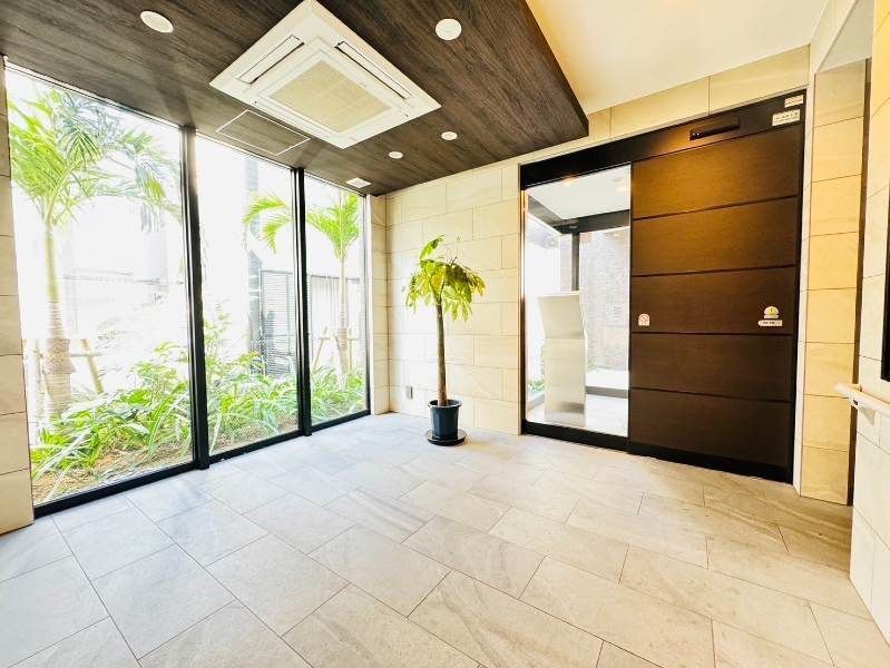 Wise Esteem Court Naha Makabi 203: 2LDK Apartment in Okinawa - Thumbnail 3