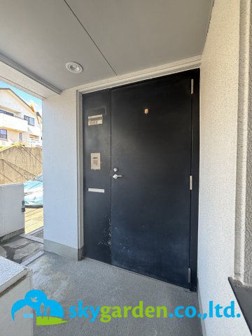 3LDK Apartment in Hiratsuka with 49.67sqm Balcony - Thumbnail 2
