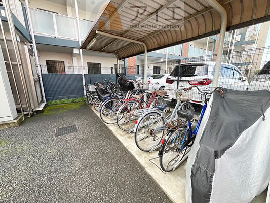 3LDK Apartment in Ichikawa with South-Facing Balcony - Thumbnail 3