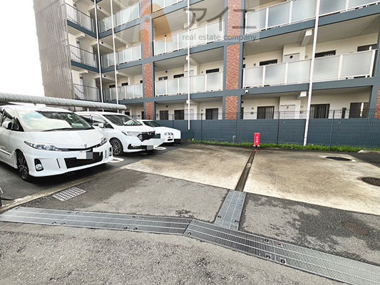 3LDK Apartment in Ichikawa with South-Facing Balcony - Thumbnail 4