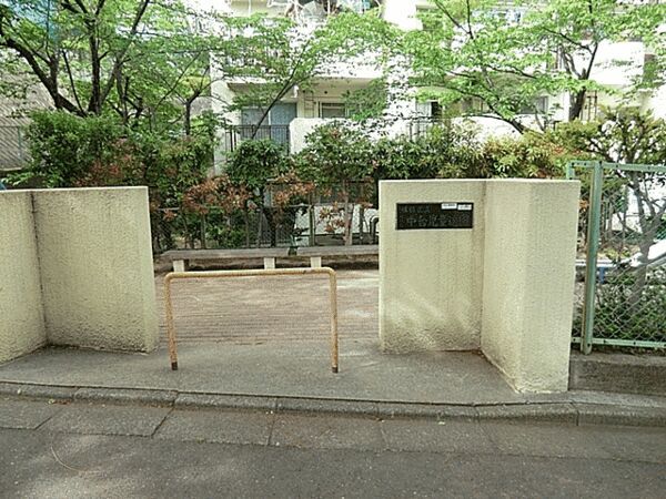 Land for Sale in Nakadai, Itabashi, Tokyo - No Construction Conditions - Thumbnail 4