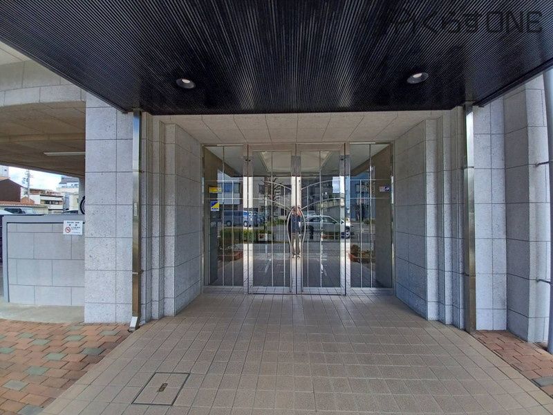 3LDK Apartment for Sale in Himeji near Himeji Castle - Thumbnail 4