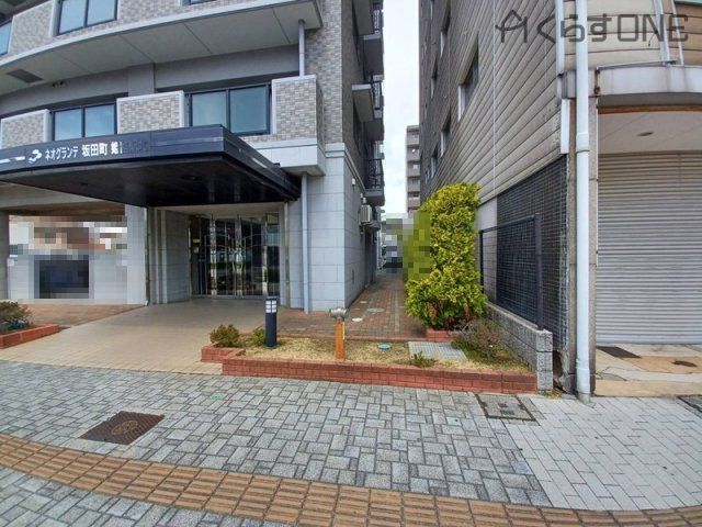 3LDK Apartment for Sale in Himeji near Himeji Castle - Thumbnail 2