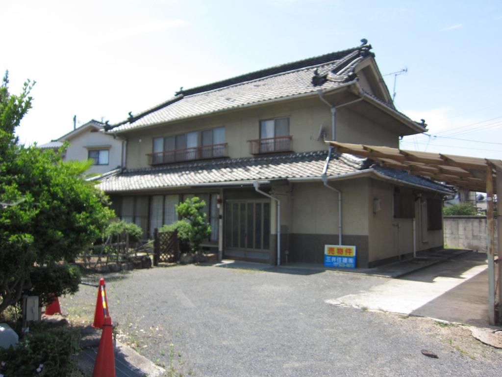 5DK Vacant House on 742 sqm Land in Fukuyama, Hiroshima - Image 7